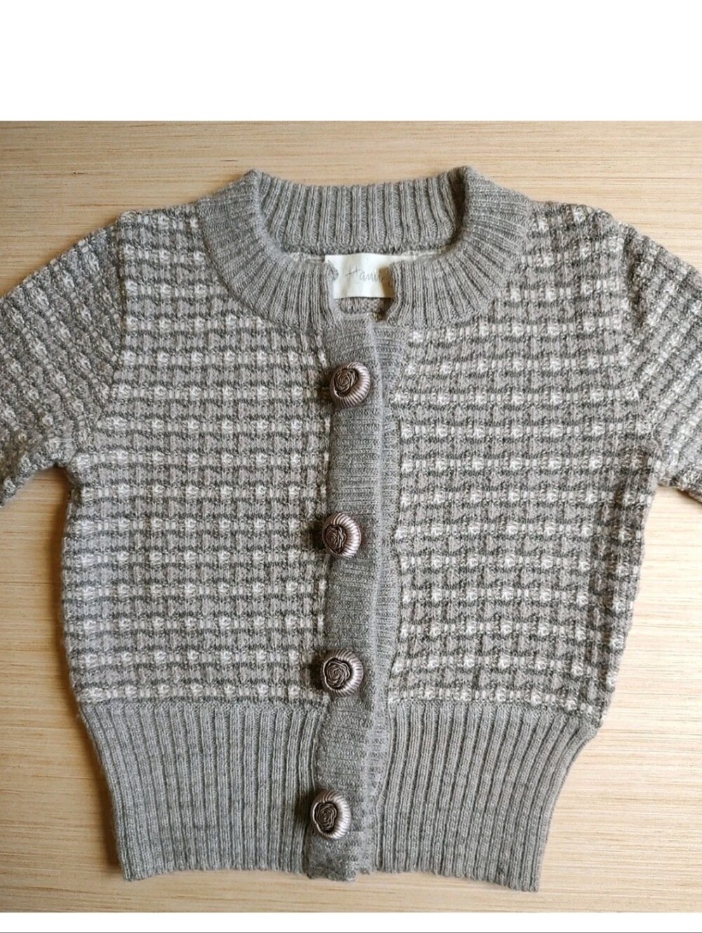 Hanii Y Crop Cardigan 100% Wool Cropped Beige Brown Taupe Buttons Flowers 44 S